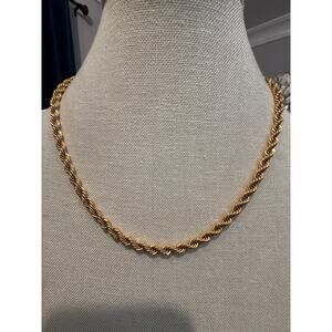 Vintage Signed Monet Gold Tone Rope Chain Necklace 19“